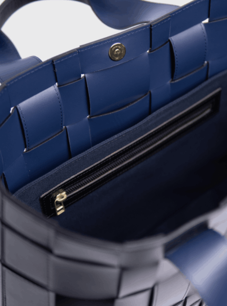 XY LARGE black XY LARGE black