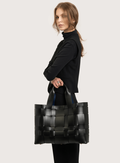 XY LARGE black 6 XY LARGE black 6