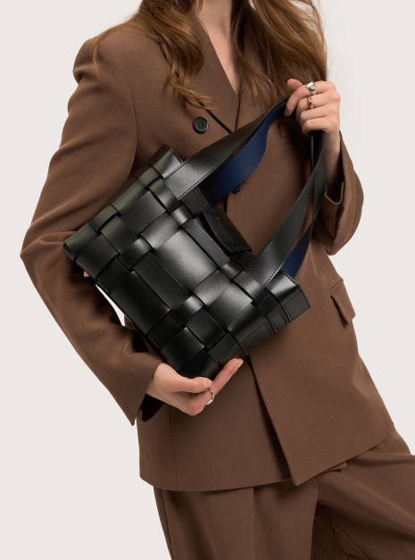 XY SMALL black 5 XY SMALL black 5